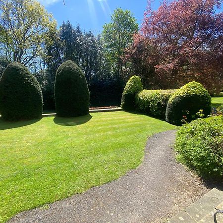 Spacious Guest Flat Near Roundhay Park Leeds  Eksteriør billede