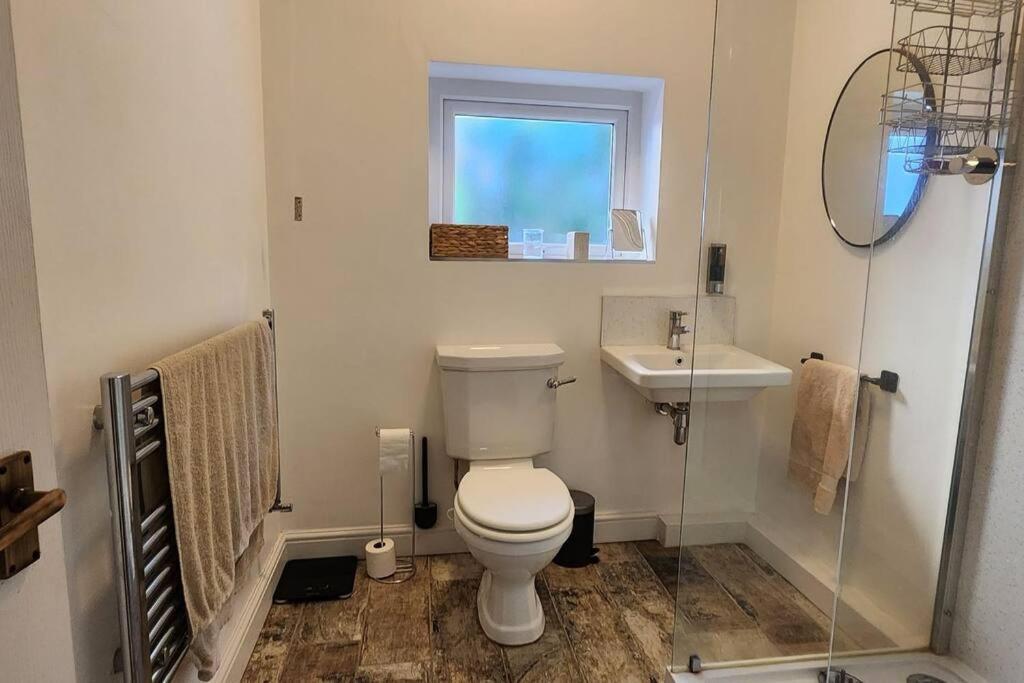 Spacious Guest Flat Near Roundhay Park Leeds  Eksteriør billede