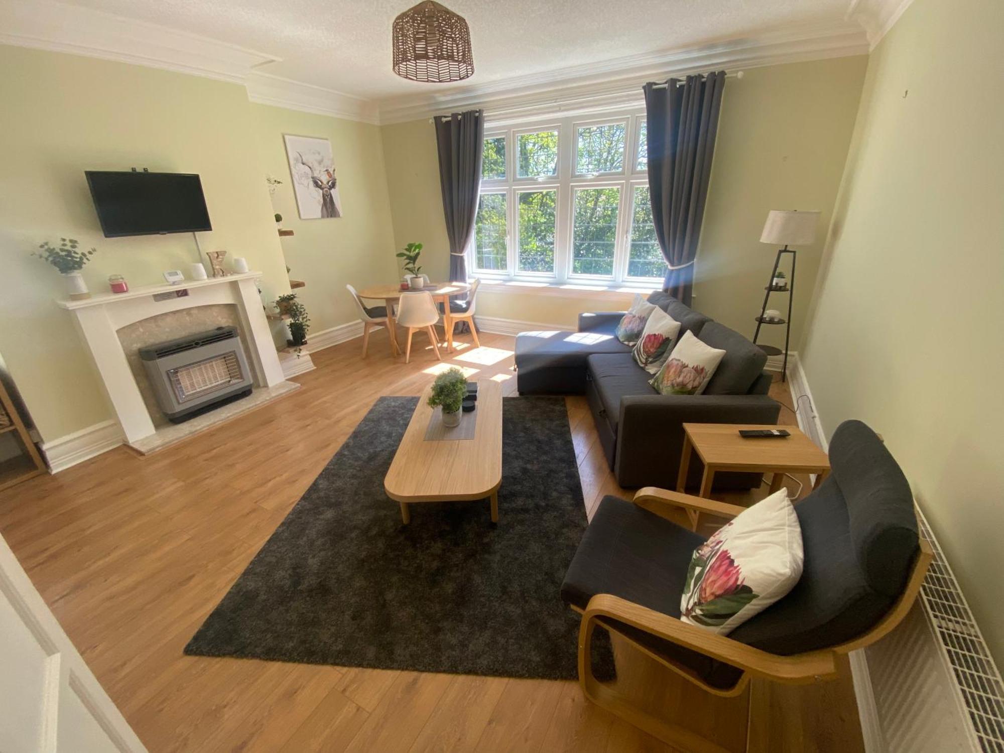 Spacious Guest Flat Near Roundhay Park Leeds  Eksteriør billede